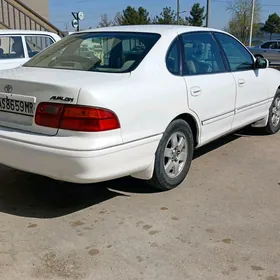 Toyota Avalon 1999