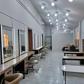 salon arenda