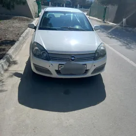 Opel Signum 2004