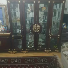 Сервант зеркало уголок