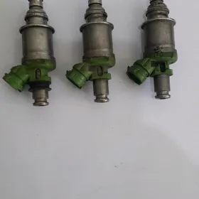 forsunka toyota 2,2