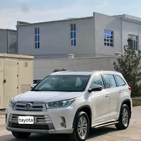 Toyota Highlander 2018
