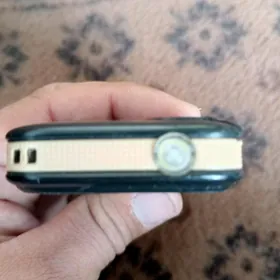MAXFONE
