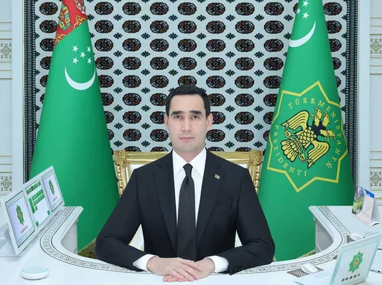 Serdar Berdimuhamedow Pakistanyň Premýer-ministri bilen telefon arkaly söhbetdeş boldy