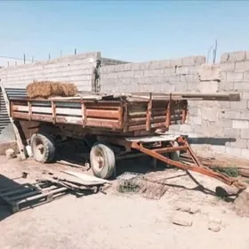 Traktor teleşka