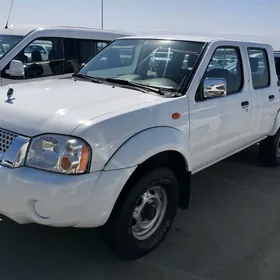 Nissan Navara 2014