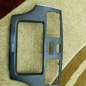 Lexus Tv ramka