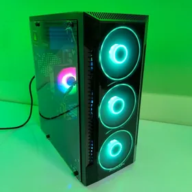 i7 9 / RAM 16GB / RX 580 8GB
