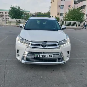 Toyota Highlander 2018