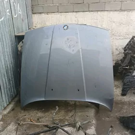 BMW kapot bagaž