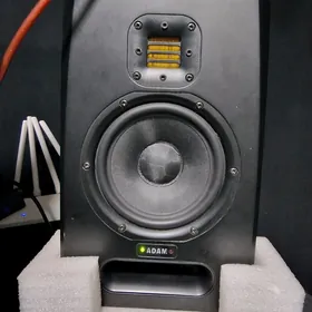 Studio manitor ADAM F5