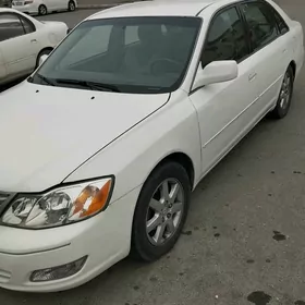 Toyota Avalon 2000