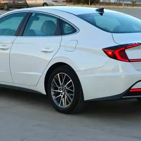 Hyundai Sonata 2021