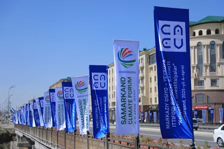 Serdar Berdimuhamedow Samarkant halkara klimat forumyna gatnaşdy