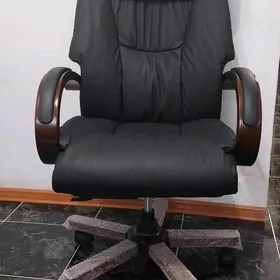 Kreslo ofisny mebelni kresla