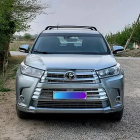 Toyota Highlander 2017