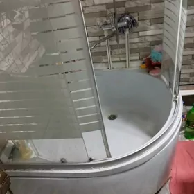 Душевая кабинка