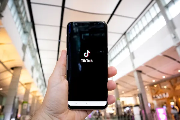Tramp TikTok-yň ABŞ-da ýene 75 gün işlemegine rugsat berdi