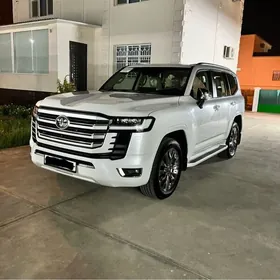 Toyota Land Cruiser 2021