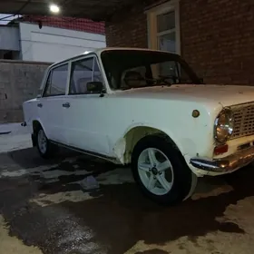Lada 2104 1984