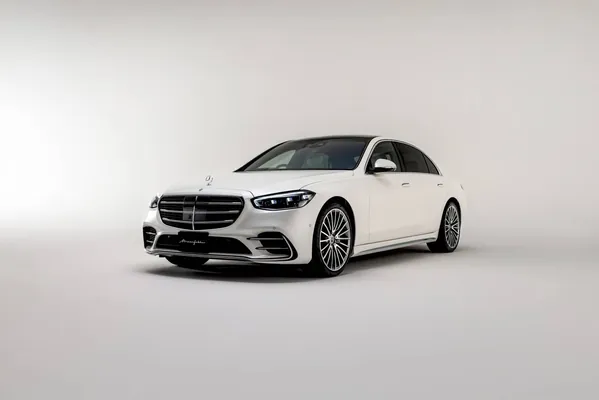 Mercedes 2025-nji ýylyň täzelenen S-Class modelini hödürledi