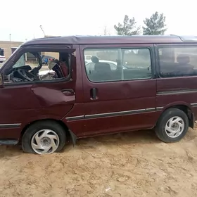 Toyota Hiace 1990