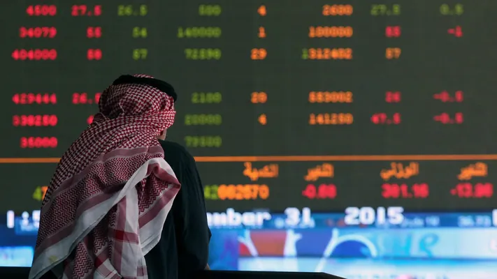 Saud Arabystany maý aýynda Aziýa üçin nebitiň bahasyny ep-esli arzanladar