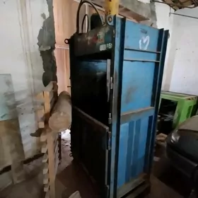Press stanok baklaska.Пресс ба