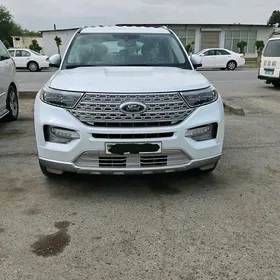 Ford Explorer 2021