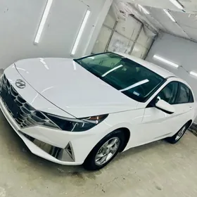 Hyundai Elantra 2021