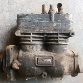 Kompressor