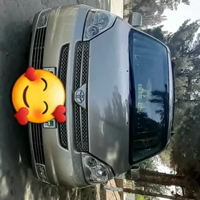 Toyota Sienna 2004