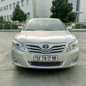 Toyota Camry 2011