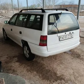 Opel Astra 1995