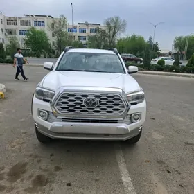 Toyota Tacoma 2018