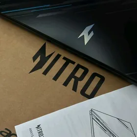 Nitro i9-13|64-RAM|2TB SSD