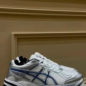 Asics krosofka