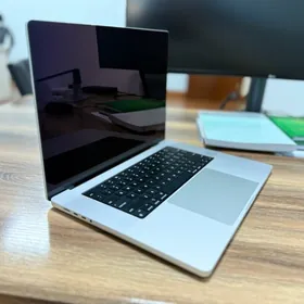 Macbook Pro M1 Max/32 Gb/1TB