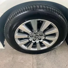 Toyota Sienna 2020