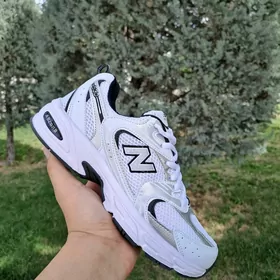 New Balance 530