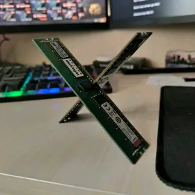 ОЗУ память DDR4