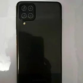Samsung A12