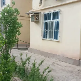30  mkr  2 kom  1 etaj