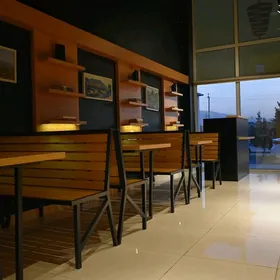 Anew kafe