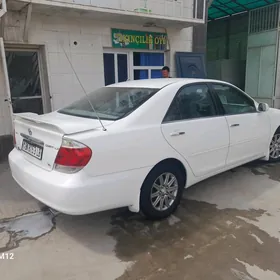 Toyota Camry 2005