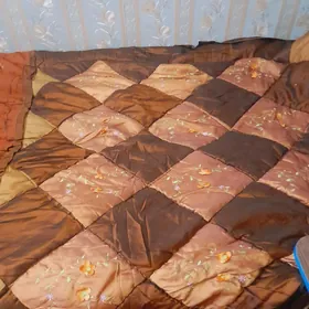 покрывало на кровать