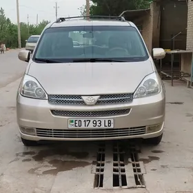Toyota Sienna 2005