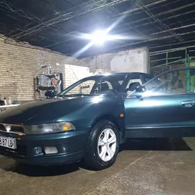 Mitsubishi Galant 1999