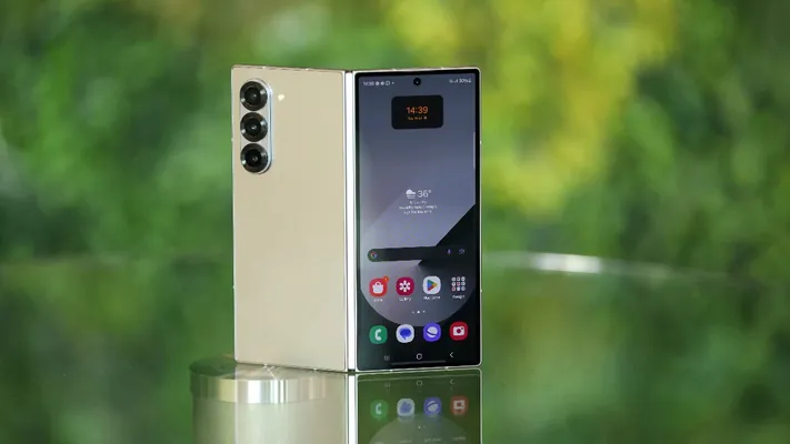 Samsung Galaxy Z Fold7 обошел конкурентов в тестах производительности