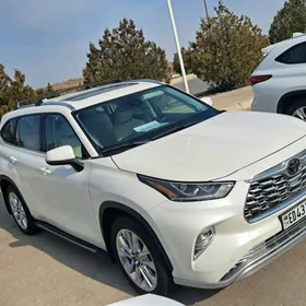 Toyota Highlander 2020